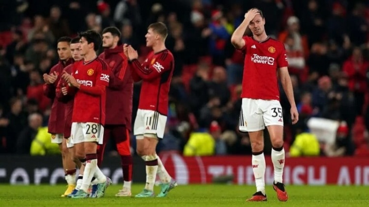 Man United lập 2 kỷ lục buồn trong ngày chia tay cúp châu Âu